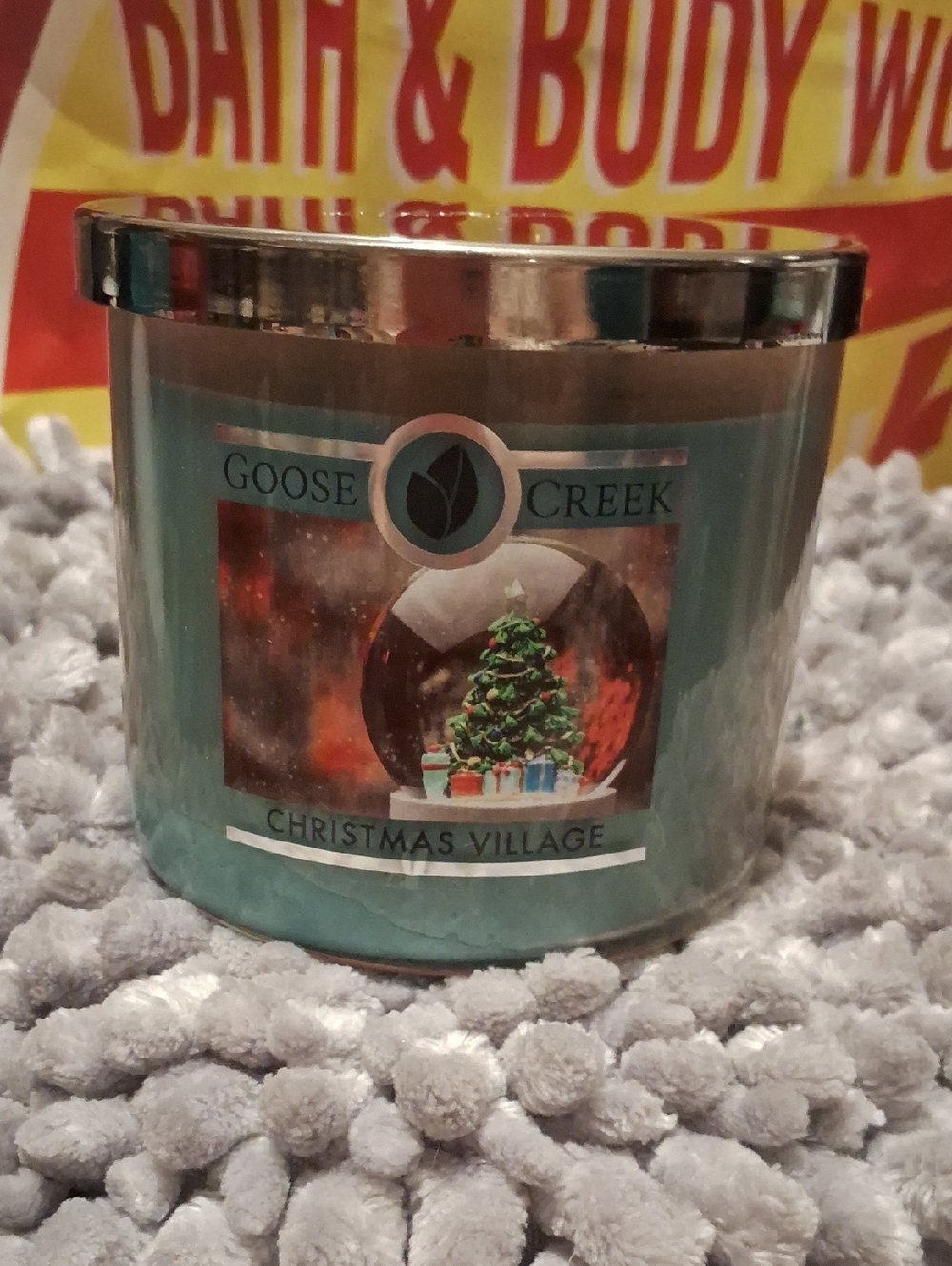 Goose Creek Christmas Village Scented Candle - Teal